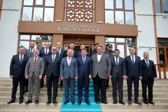 Bakan Tunç, Çorum'da Yetkililerle Görüştü