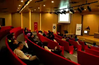 Çorum Belediyesi'nde Kanser Farkındalık Semineri