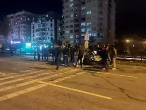 Çorum'da Otomobil Kazası: Sürücü Hastaneye Kaldırıldı
