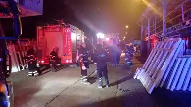 Sanayi Sitesindeki Atölyede Yangın! Maddi Hasar Var