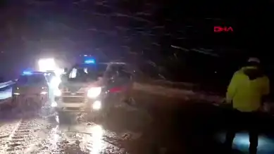 Çorum'da Yoğun Kar Yağışı Trafiği Felç Etti!
