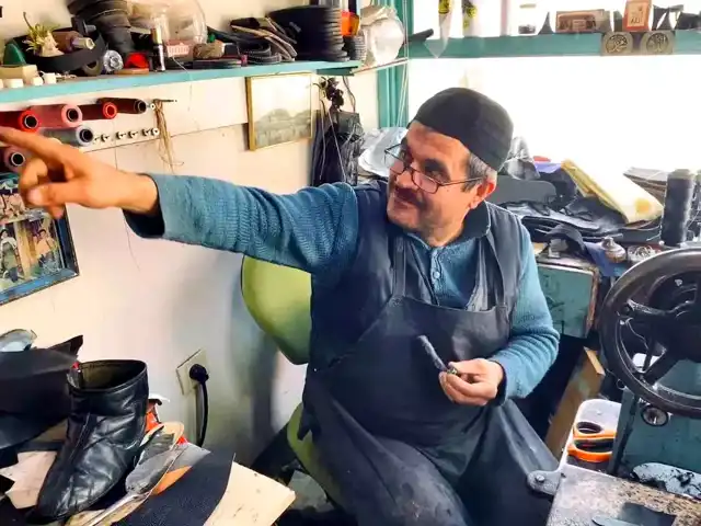 Çorum'da Dar Sokakta 45 Yıllık Ayakkabı Tamirciliği