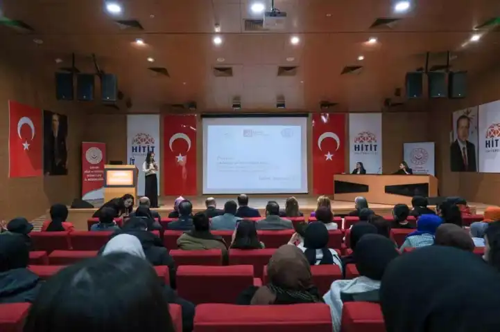 Üniversitede Kadına Yönelik Şiddete Karşı Panel